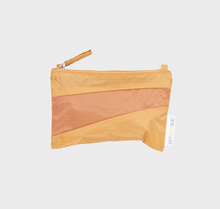 Cargar imagen en el visor de la galería, Susan Bijl Colorful Pouch