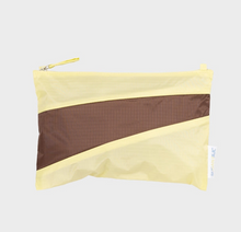 Cargar imagen en el visor de la galería, Susan Bijl Colorful Pouch