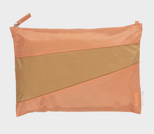 Cargar imagen en el visor de la galería, Susan Bijl Colorful Pouch