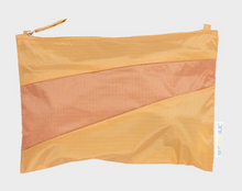 Cargar imagen en el visor de la galería, Susan Bijl Colorful Pouch