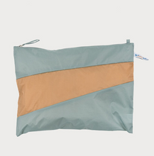 Cargar imagen en el visor de la galería, Susan Bijl Colorful Pouch