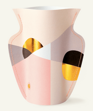 Load image into Gallery viewer, Jarrón de papel sienna pink / paper vase sienna
