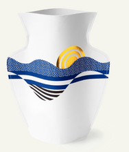Load image into Gallery viewer, Jarron de papel Salina / paper flower vase

