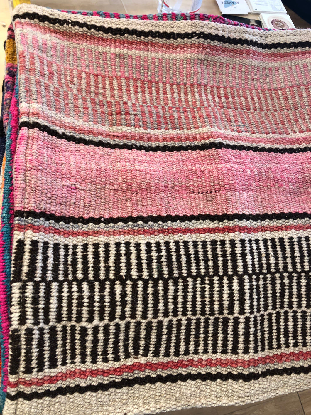 Cojin de lana peruano / Handwoven Peruvian wool pillow
