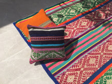 Cargar imagen en el visor de la galería, Alfombra Peruana / Handwoven Peruvian Rugs
