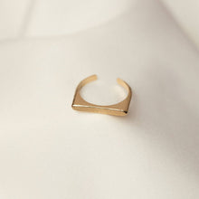 Cargar imagen en el visor de la galería, Agapé - Anillo Zelie
